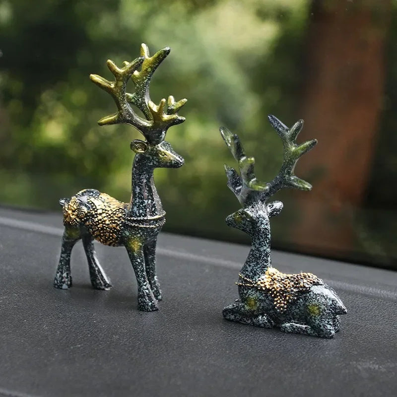 11cm Mini 2-Pieces Resin Deer Figurine Statue Miniature Cute Deer Sculpture Home Desktop Car Dashboard Decoration Craft Gift