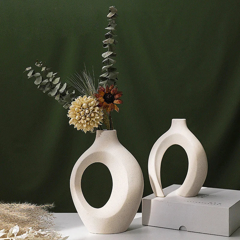 Nordic 2pcs Circular Hollow Ceramic Donuts Flower Pot Salon Vase Ceramic Flower Arrangement Dried Flower Home Living Room Decor