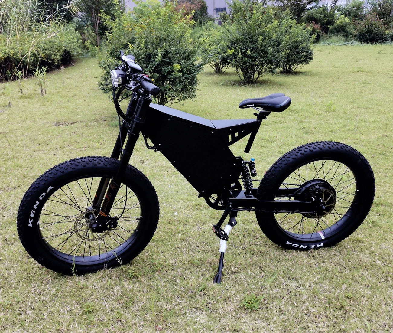 Max Speed 110km/h Stealth Frame 5000W 8000W Bomber Electric Bike 72V 40Ah Lithium Battery Electric Motorcycle 8000W