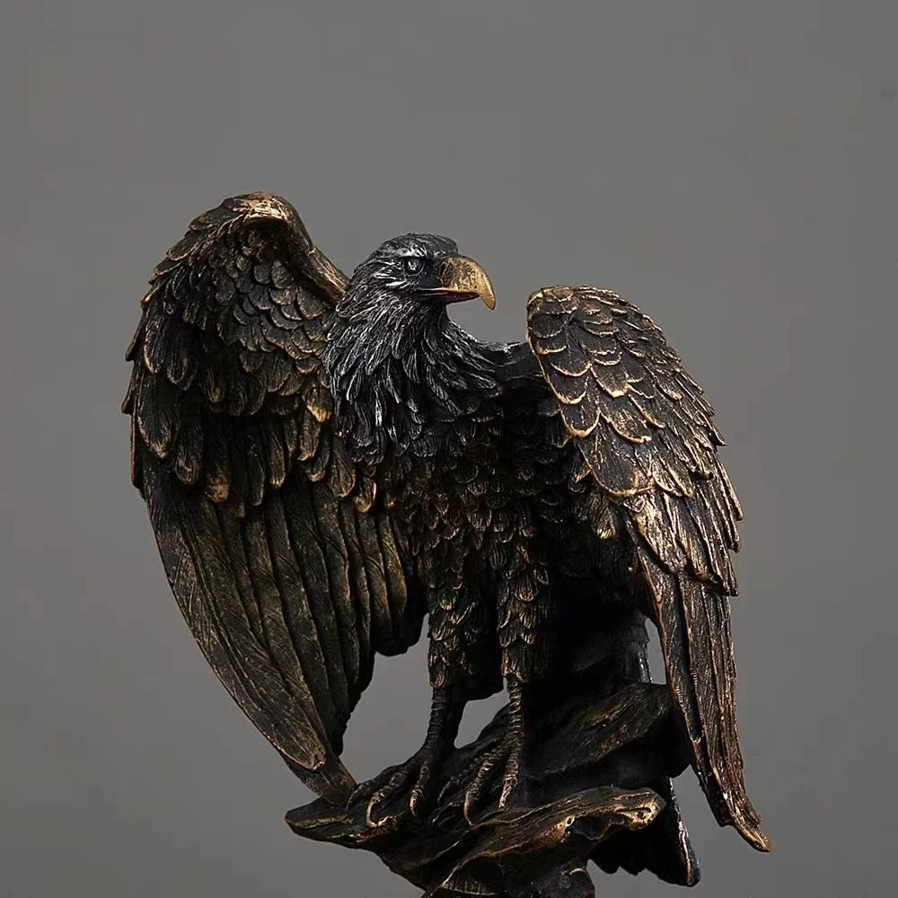 Retro Eagle Sculpture New Room Decoration Ornaments Wealth Animal Office Home Study Living Abstract Statue Decor Gift